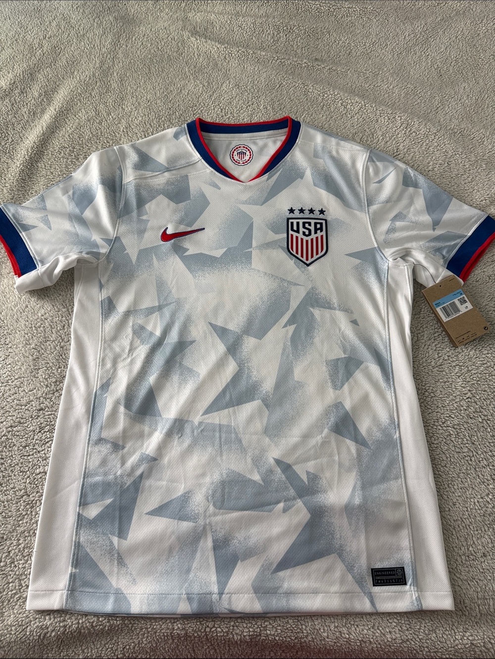 USA 🇺🇸 WOMEN’s (USWNT) 2025 Nike Home Men’s Size Jersey